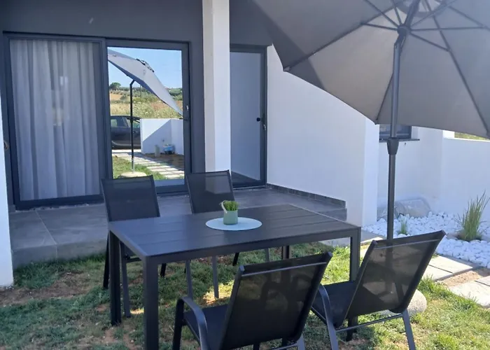 White Pampas Tiny Casă la țară *